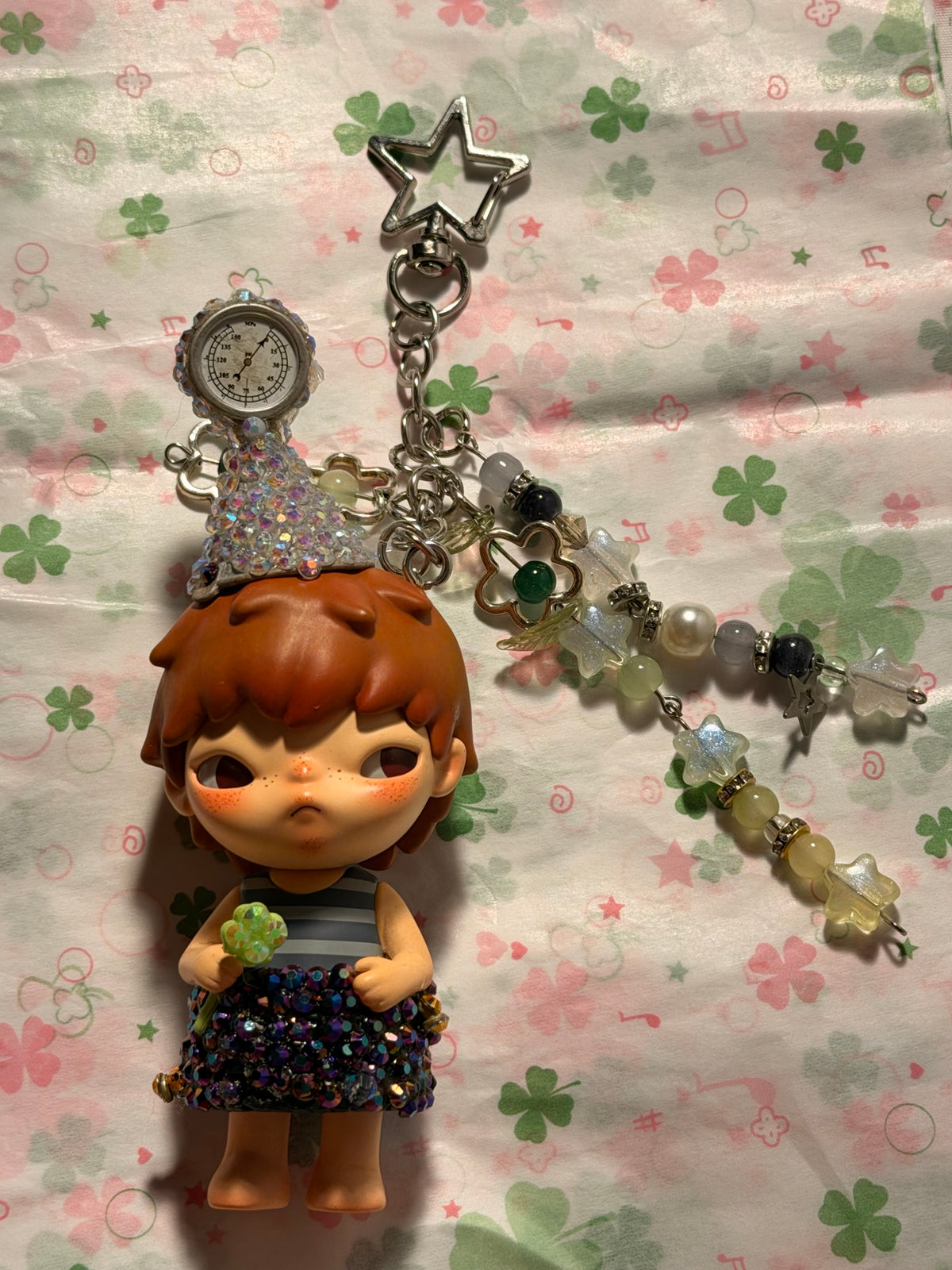 Hirono Keychain - Get lucky